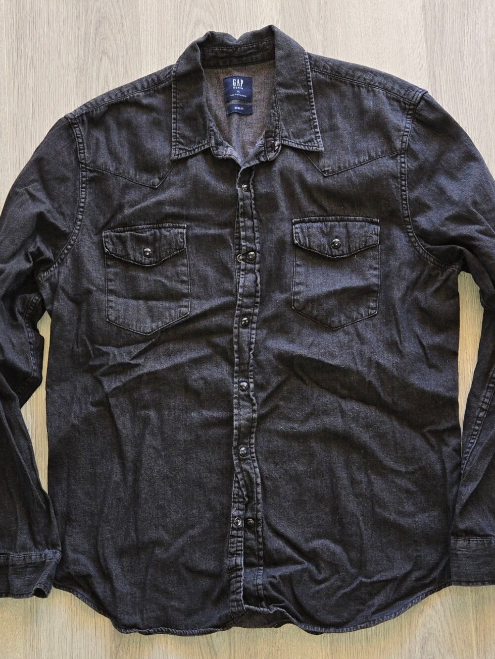 GAP Men's XL Slim Fit Black Denim Western Pearl Snap Shirt Long Sleeve